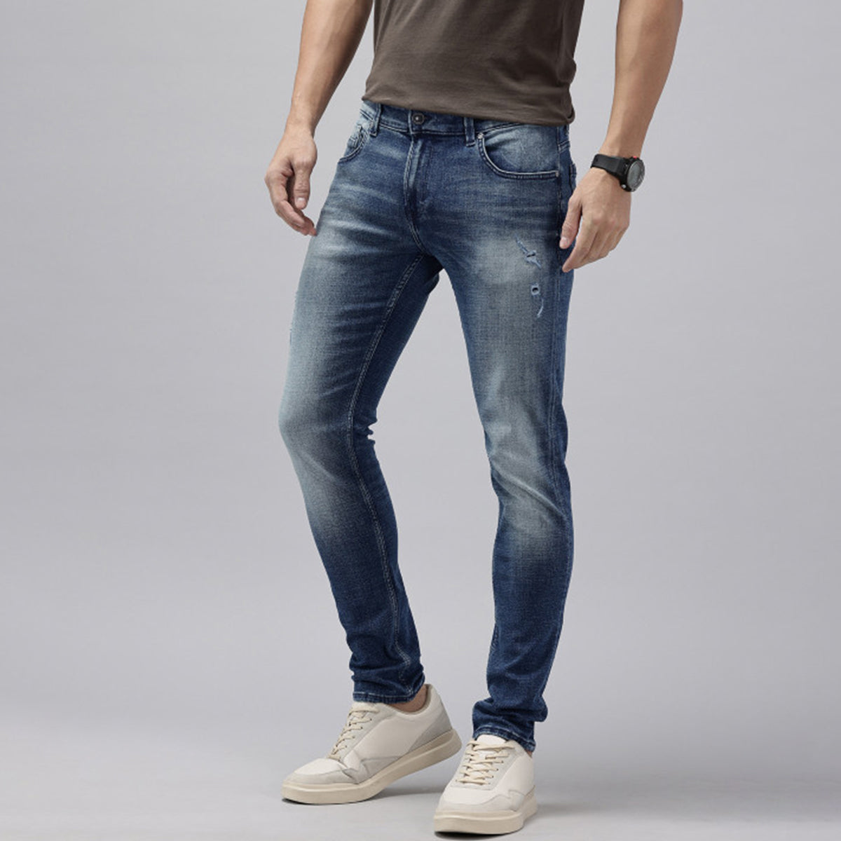 Slim Fit Ripped Jeans for Men Denim Fashion Fit