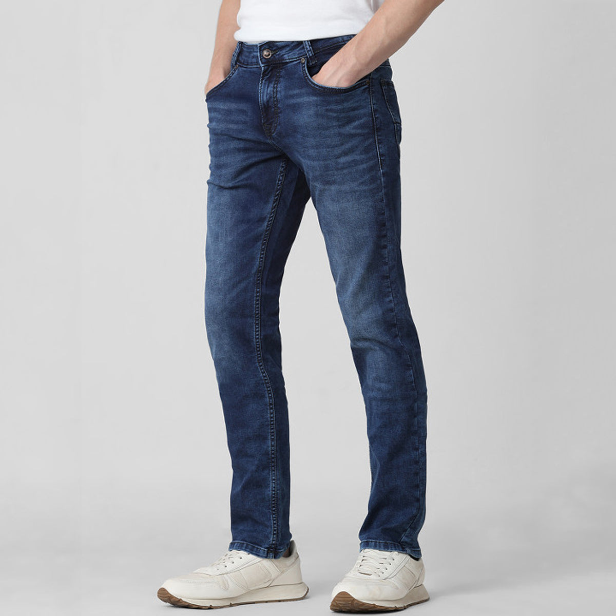 Classic Straight Leg Jeans for Men – Mid Rise