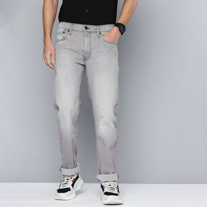 Comfortable Fit Men’s Jeans Light Wash Daily Use